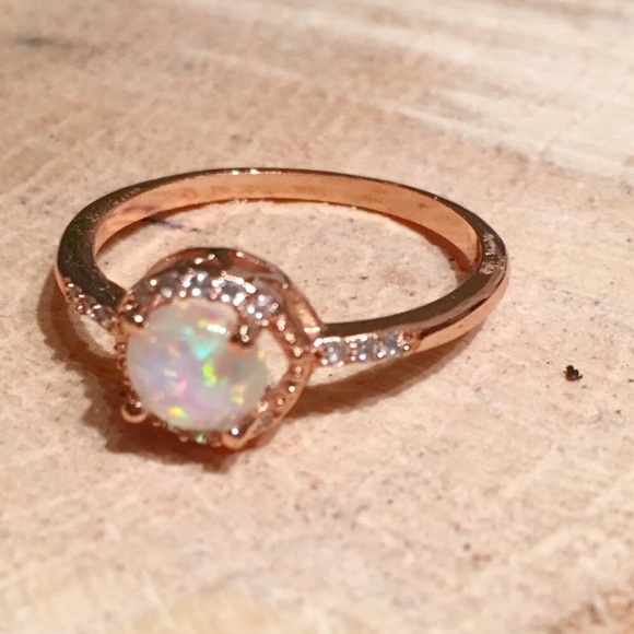 {Size 8} Round Fire Opal & CZ Rose Gold Ring - Picture 2 of 5